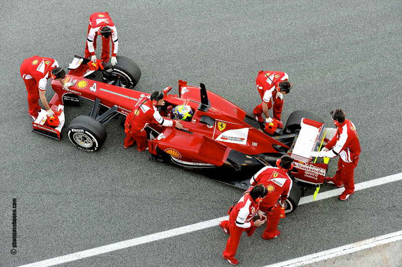 Nikon D700 - Nikkor 70-200VRII - f:8.0 - 1/100s - ISO 800